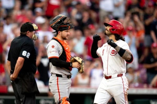 Backed by 4 HRs, Reds’ Hunter Greene beats Giants