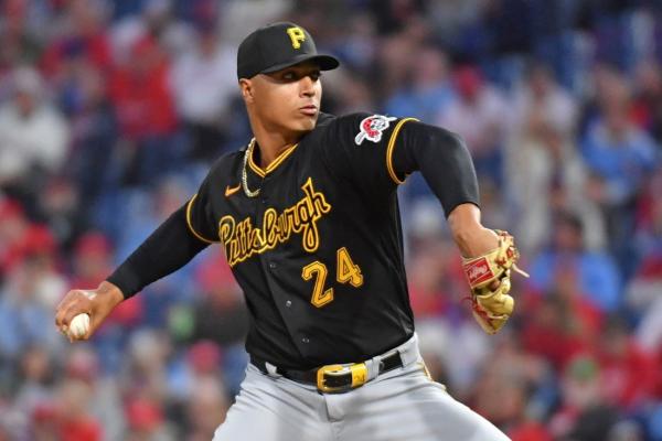 Pirates RHP Johan Oviedo loses arbitration case