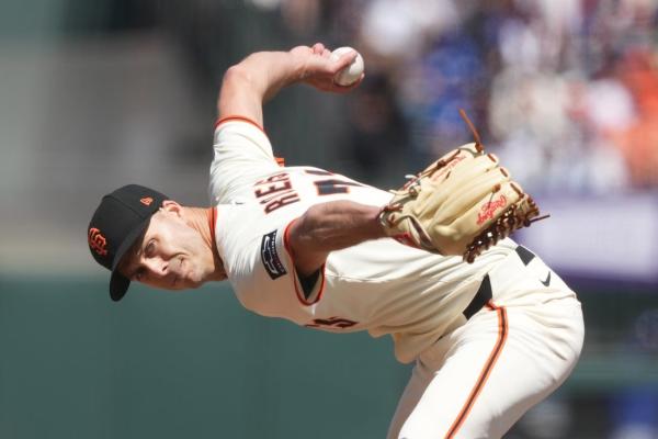 Giants deal standout reliever Tyler Rogers to Mets