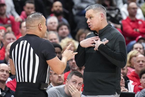 Chris Holtmann era begins as DePaul hosts Southern Indiana