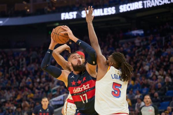 Andrew Wiggins pours in 31 as Warriors defeat Wizards