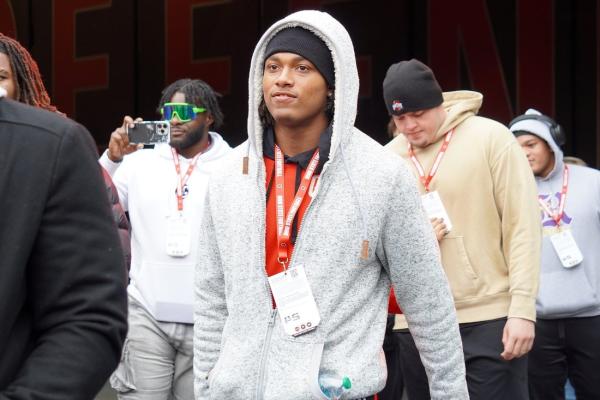 Tyler Atkinson, No. 1 LB in 2026 class, commits to Texas