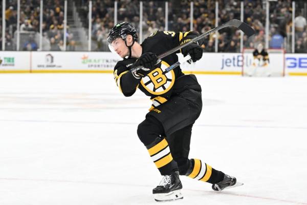 Bruins score 4 unanswered goals to surge past Mammoth