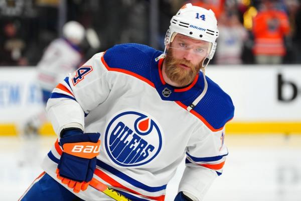 Oilers continue rash of signings, extend D Mattias Ekholm