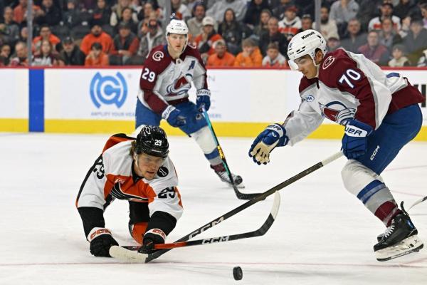 Avalanche save crucial penalty shot, hold off Flyers