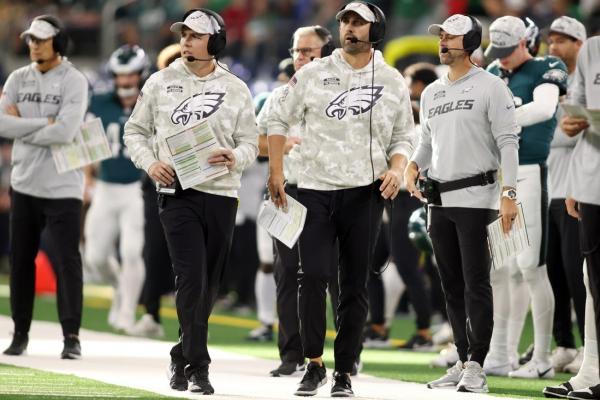 Marching in: Eagles' Kellen Moore set for long-term residency in New Orleans