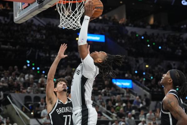 Victor Wembanyama keys final push as Spurs defeat Nets