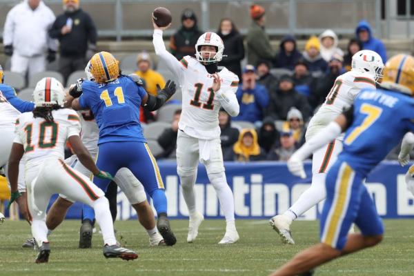 No. 12 Miami races past No. 22 Pitt 38-7 for 10th win