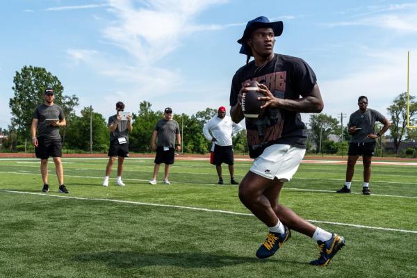 Reports: Michigan to start true freshman QB and prized recruit Bryce Underwood