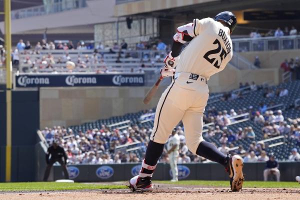 Byron Buxton’s big bat sparks Twins past Tigers
