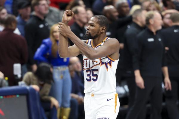 Suns star F Kevin Durant (calf) out two-plus weeks thumbnail