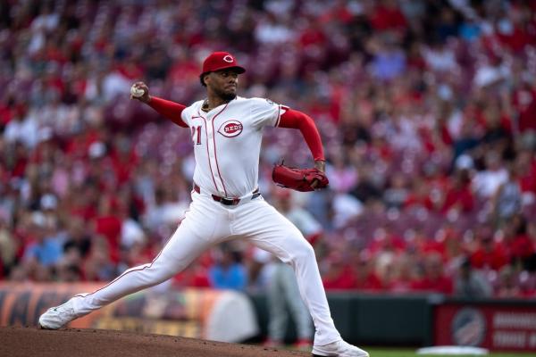 Hunter Greene shines in return as Reds shut out Phillies