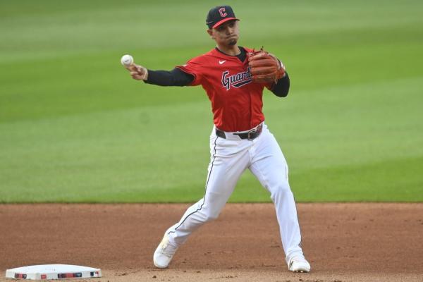 Diamondbacks rally twice to beat Guardians 7-6 in 10 innings thumbnail