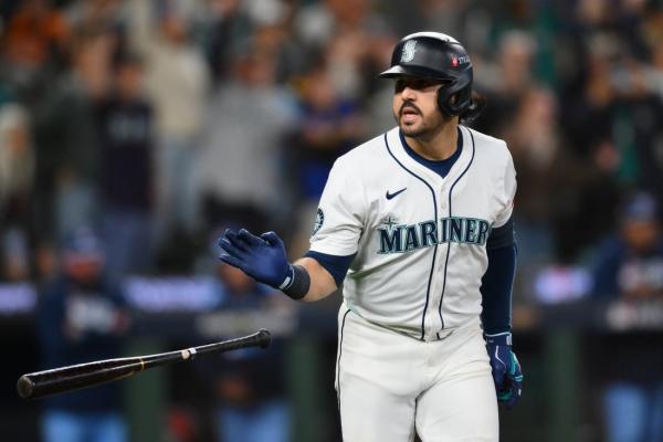Eugenio Suarez, Mariners slam Jays for 3-2 ALCS edge