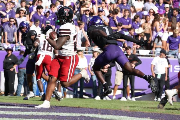 TCU overcomes 13-point 4th-quarter deficit, hangs on to beat Texas Tech