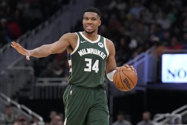 Struggling Bucks looking to get off mat, face lowly Jazz thumbnail