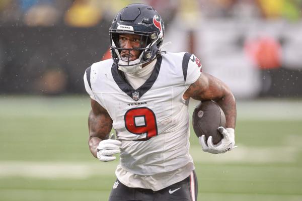 Report: Injured Texans TE Brevin Jordan signs extension