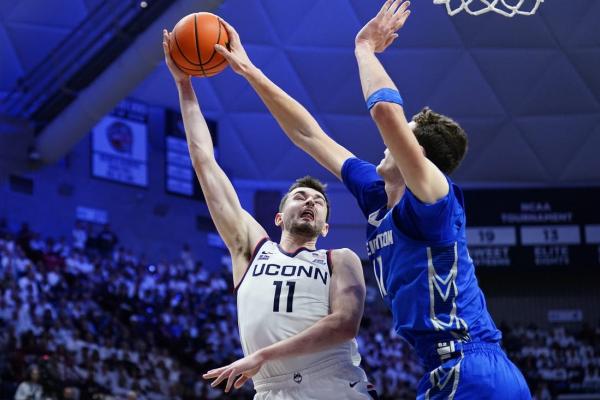 Jamiya Neal, Creighton upend No. 14 UConn