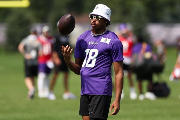 Vikings WR Justin Jefferson (hamstring) to be re-evaluated next week
