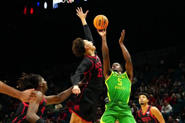 Oregon beats San Diego State, improves to 7-0