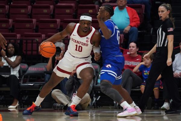 Stanford jumps out to big lead, dominates UT Arlington