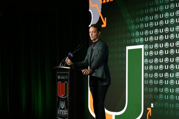 QBs step into primetime spotlight for No. 10 Miami, No. 6 Notre Dame