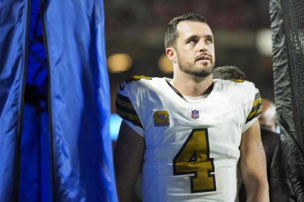 Saints QB Derek Carr (oblique) not expected back this week