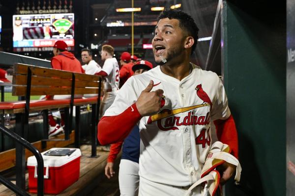 Cardinals 1B Willson Contreras suspended 6 games after outburst