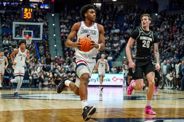 Tarris Reed Jr., UConn take aim at Providence