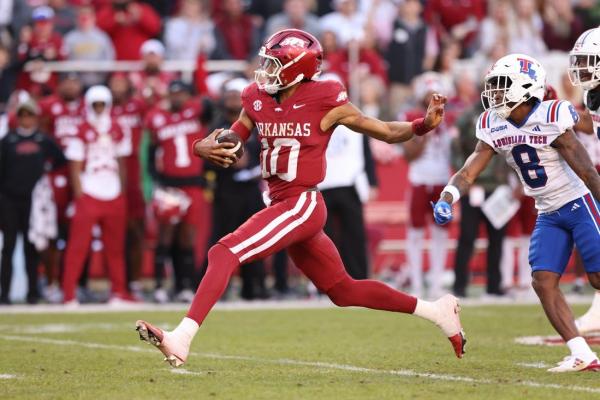 Taylen Green accounts for 4 TDs as Arkansas downs Louisiana Tech