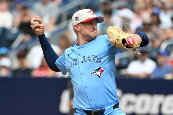 Twins acquire RHP Trevor Richards from Blue Jays thumbnail