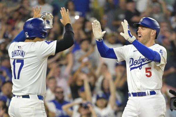 Freddie Freeman's slam vaults Dodgers over Red Sox thumbnail