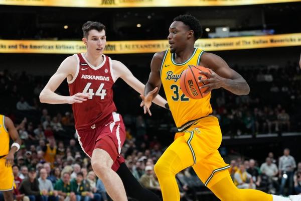 No. 8 Baylor’s balanced attack sinks No. 16 Arkansas