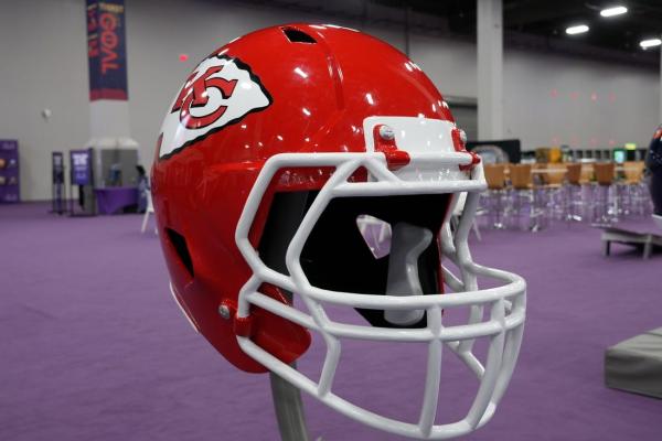 Report: Chiefs cancel activities after medical scare