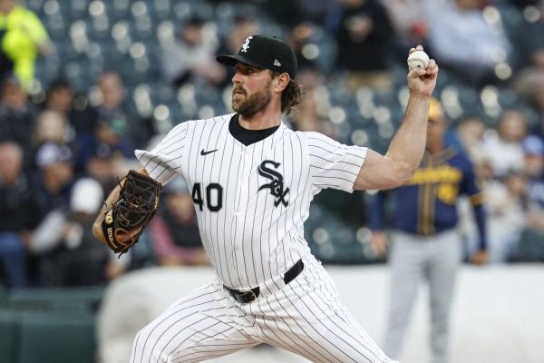 White Sox LHP Tyler Gilbert (knee) heads to 15-day IL