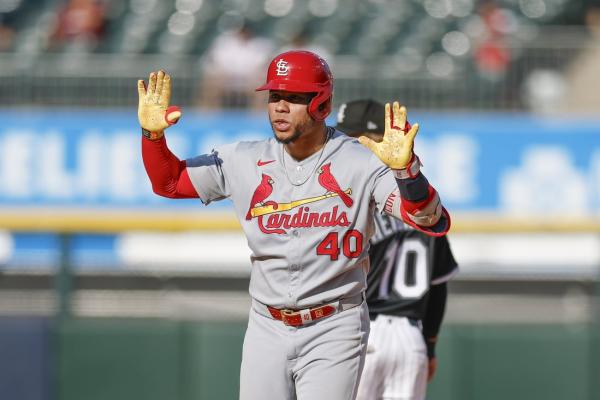 Cards win in 10 to sweep twin bill, set from White Sox