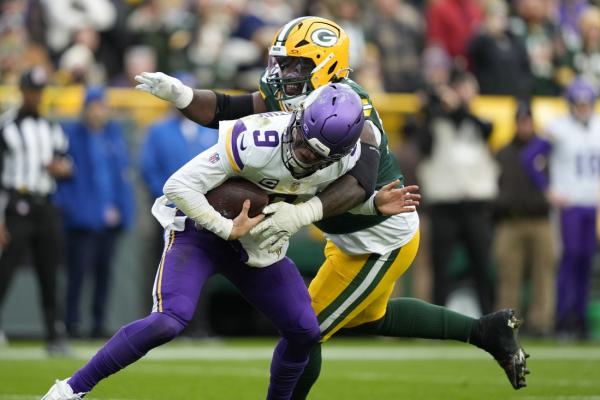 Report: Packers DL Devonte Wyatt (ankle) to miss rest of season