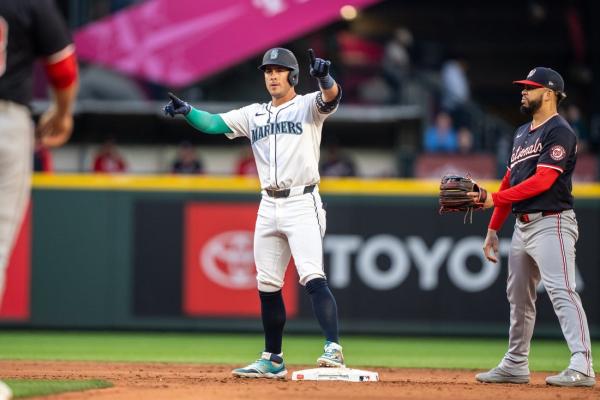 Cal Raleigh’s 2 homers propel Mariners past Nationals