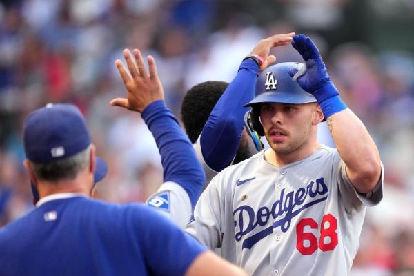 Angels walk-off Dodgers in 10th for 6th straight win in series thumbnail