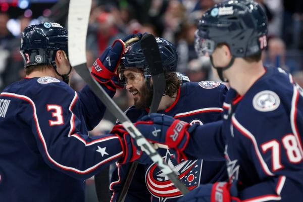 Blue Jackets look to continue playoff push at Vegas