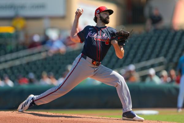 Braves trade RHP Ian Anderson to Angels for lefty Jose Suarez