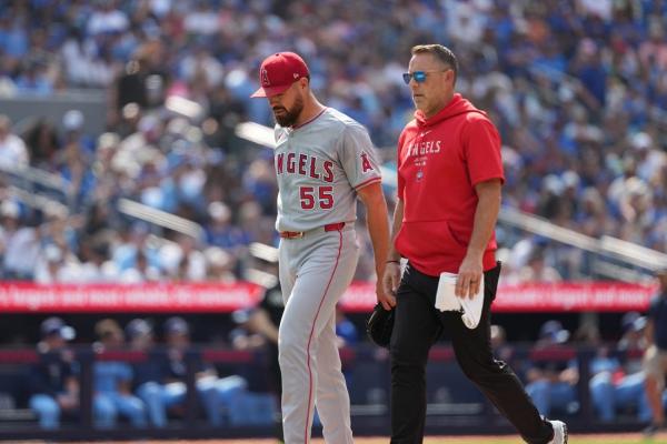 Angels send veteran LHP Matt Moore to IL