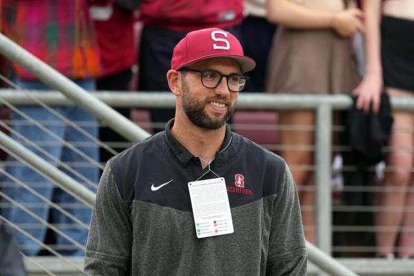 Stanford football names alum Andrew Luck its GM