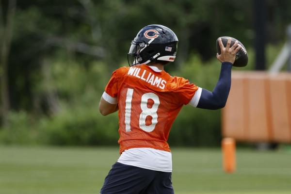 Bears QB Caleb Williams to play in preseason thumbnail