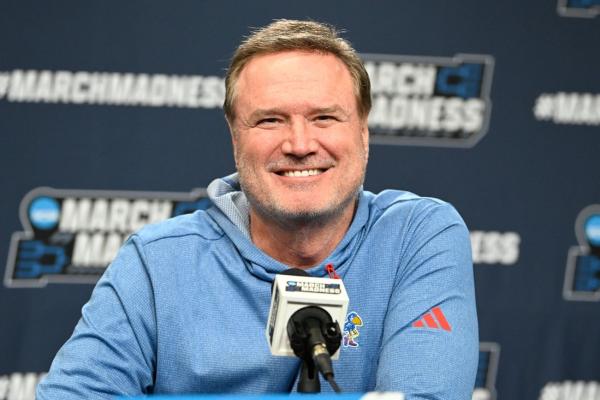 4-star G Kohl Rosario reclassifies, commits to Kansas