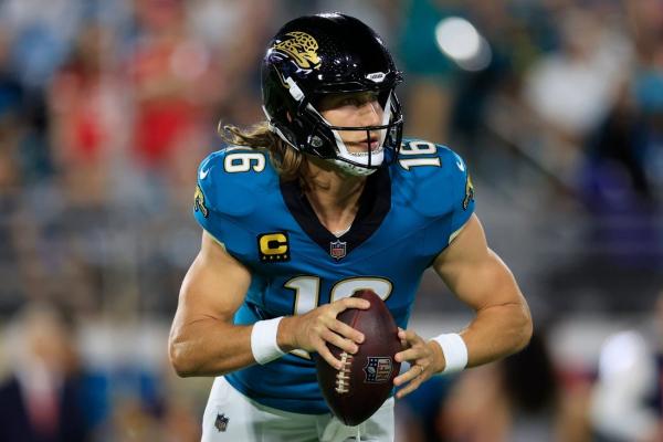 Jaguars, Trevor Lawrence hope to stay hot hosting Seahawks