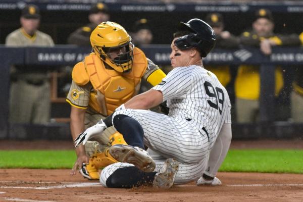 Padres get to Yankees’ bullpen, rally for 6th straight win