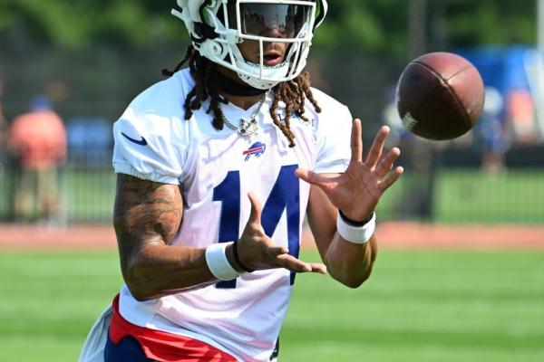 Bills WR Chase Claypool (toe) placed on IR