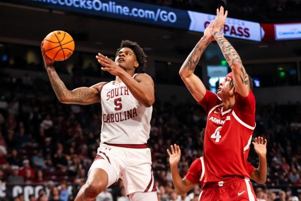 Collin Murray-Boyles’ career night lifts South Carolina over Arkansas