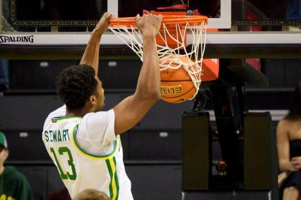 Oregon scores first 16 against UC Davis to snap five-game slide